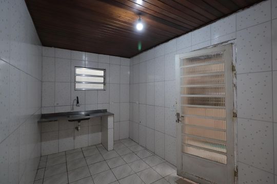 Cozinha de casa para alugar com 2 quartos, 60m² em Chácara Califórnia, São Paulo