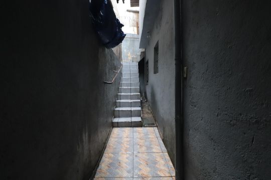 Corredor de casa para alugar com 2 quartos, 60m² em Chácara Califórnia, São Paulo