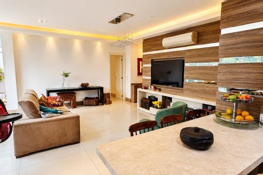 Apartamento para alugar com 3 quartos, 190m² em Jardim do Salso, Porto Alegre
