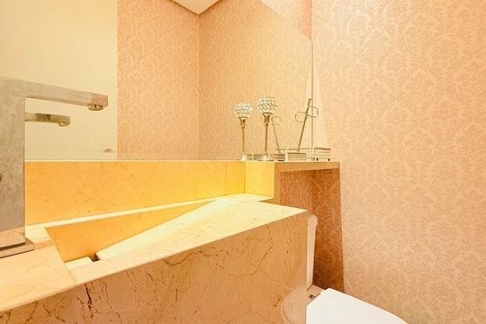 Lavabo de apartamento para alugar com 3 quartos, 190m² em Jardim do Salso, Porto Alegre