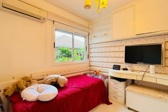 Suíte 2 de apartamento para alugar com 3 quartos, 190m² em Jardim do Salso, Porto Alegre