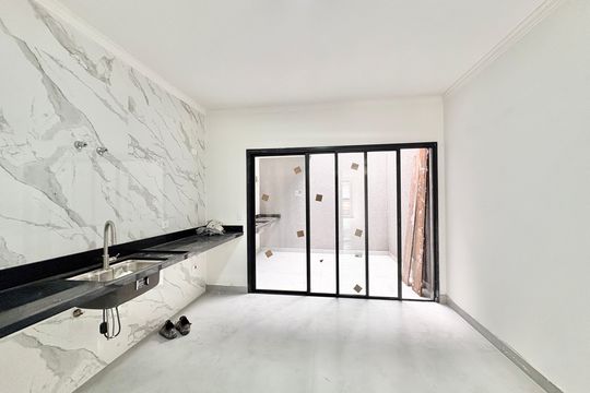 Cozinha de casa à venda com 3 quartos, 140m² em Vila Bonilha, São Paulo
