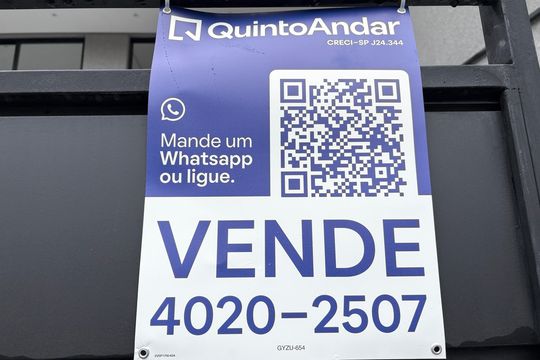 Placa  de casa à venda com 3 quartos, 140m² em Vila Bonilha, São Paulo