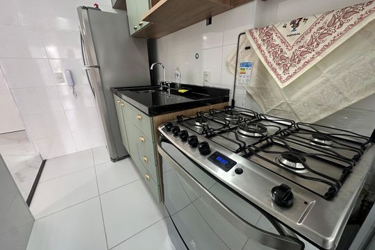 Cozinha de apartamento para alugar com 1 quarto, 60m² em Santo Amaro, São Paulo