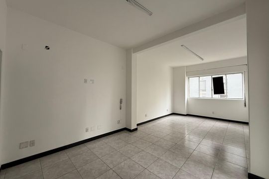 Apartamento para alugar com 1 quarto, 55m² em República, São Paulo