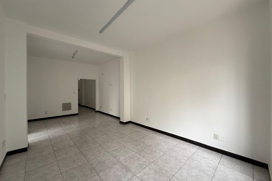 Apartamento para alugar com 1 quarto, 55m² em República, São Paulo