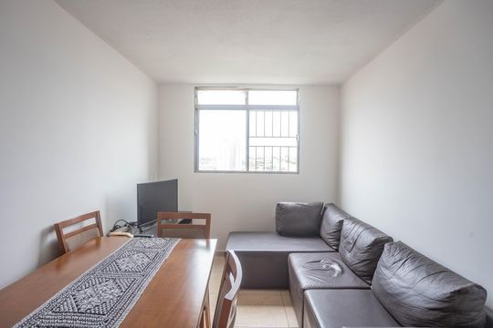 Sala  de apartamento para alugar com 2 quartos, 53m² em Jardim Prudência, Diadema