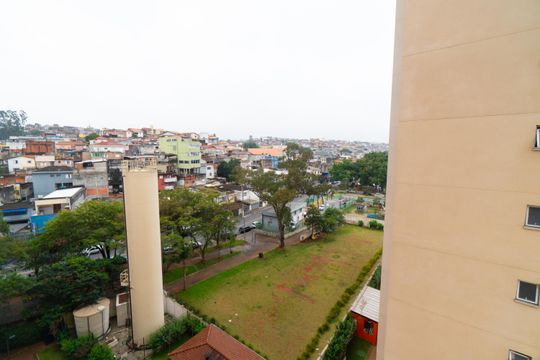 Vista do Quarto 2 de apartamento à venda com 2 quartos, 32m² em Jardim Itacolomi, São Paulo