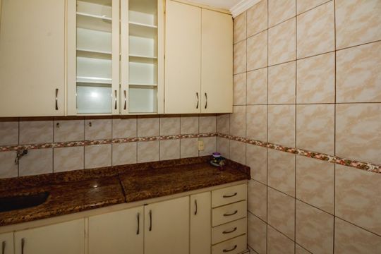 Casa para alugar com 3 quartos, 199m² em Planalto, Belo Horizonte