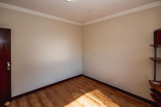 Casa para alugar com 3 quartos, 199m² em Planalto, Belo Horizonte