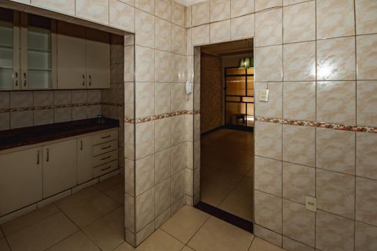 Casa para alugar com 3 quartos, 199m² em Planalto, Belo Horizonte