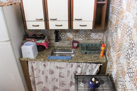Kitnet/Studio para alugar com 1 quarto, 39m² em Foguete, Cabo Frio
