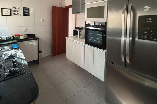Cozinha de casa de condomínio para alugar com 3 quartos, 100m² em Arsenal, São Gonçalo