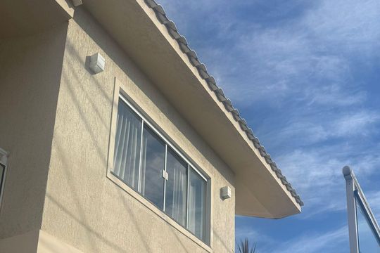 Fachada de casa de condomínio para alugar com 3 quartos, 100m² em Arsenal, São Gonçalo