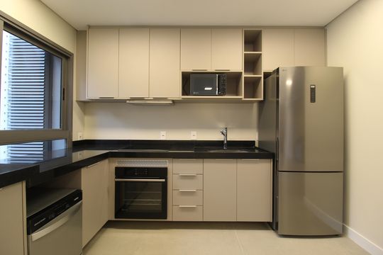 Cozinha de apartamento para alugar com 3 quartos, 120m² em Vila Nova Conceição, São Paulo