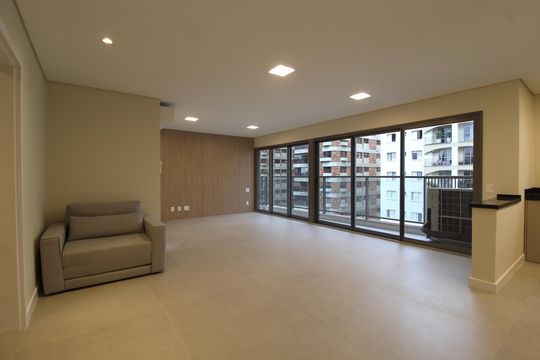 Sala de apartamento para alugar com 3 quartos, 120m² em Vila Nova Conceição, São Paulo