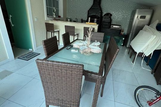 Casa para alugar com 4 quartos, 260m² em Recreio dos Bandeirantes, Rio de Janeiro
