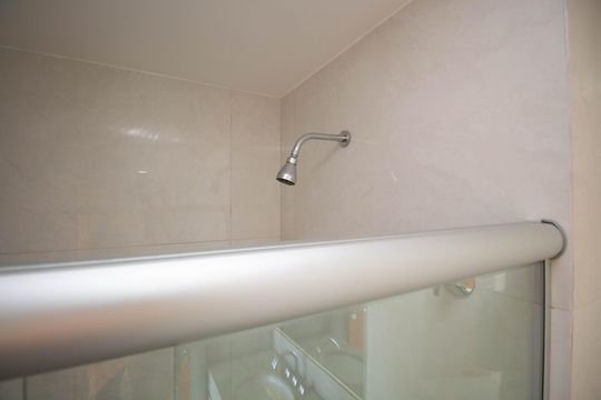 Banheiro da Suíte de apartamento para alugar com 1 quarto, 38m² em Shcgn 703, Brasília