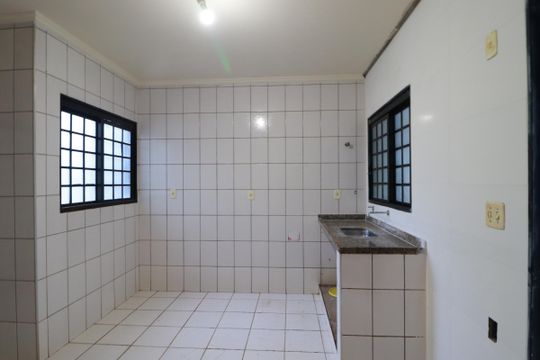 Cozinha  de apartamento para alugar com 2 quartos, 70m² em Vila Tiberio, Ribeirão Preto