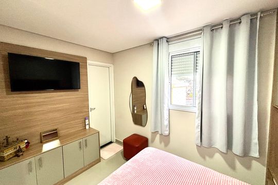 Quarto 1 de apartamento à venda com 2 quartos, 107m² em Vila Guilhermina, São Paulo