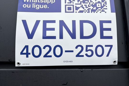 Placa GYZU-653 de casa à venda com 3 quartos, 140m² em Vila Bonilha, São Paulo