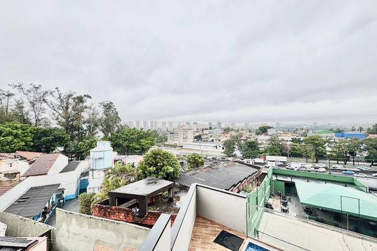 Vista de casa para alugar com 3 quartos, 102m² em Parque Sao Domingos, São Paulo