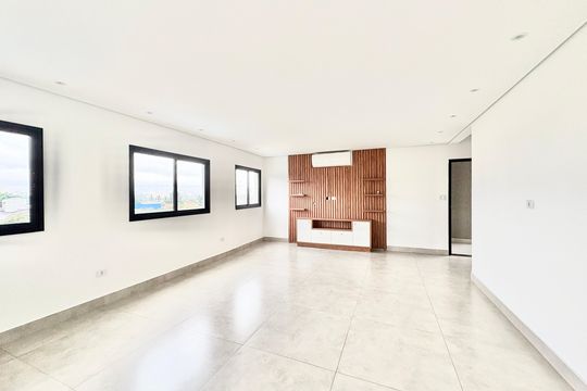 Sala de casa para alugar com 3 quartos, 102m² em Parque Sao Domingos, São Paulo