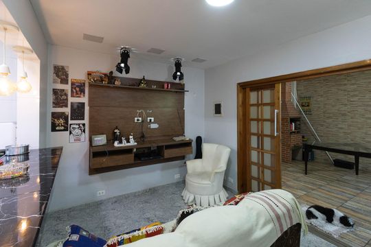 Sala  de casa à venda com 4 quartos, 70m² em Vila Gustavo, São Paulo