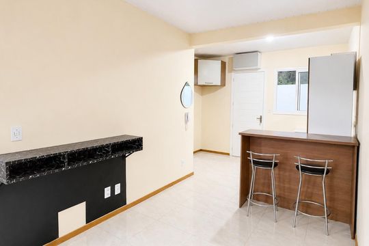Casa de Condomínio para alugar com 1 quarto, 35m² em Sítio Ipiranga, Cachoeirinha