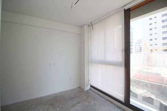 Suíte 2  de apartamento à venda com 2 quartos, 137m² em Itaim Bibi, São Paulo