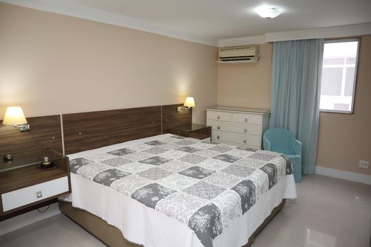 QUARTO 1 SUITE de apartamento à venda com 4 quartos, 184m² em Recreio dos Bandeirantes, Rio de Janeiro
