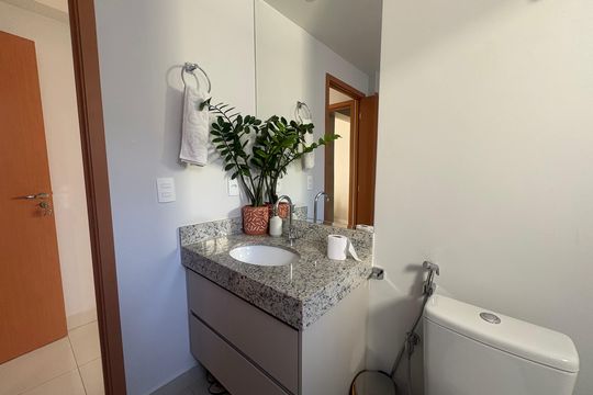 Banheiro da Suíte 3 de apartamento à venda com 3 quartos, 100m² em Setor Bueno, Goiânia