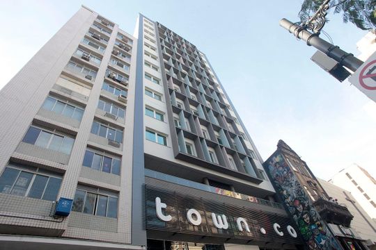 Fachada de kitnet/studio à venda com 1 quarto, 30m² em Centro Histórico, Porto Alegre
