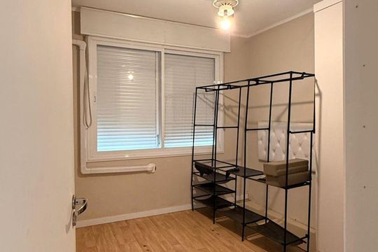Quarto de apartamento à venda com 1 quarto, 42m² em Tristeza, Porto Alegre