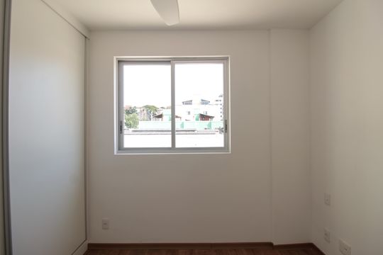 Suite de apartamento para alugar com 2 quartos, 68m² em Serrano, Belo Horizonte