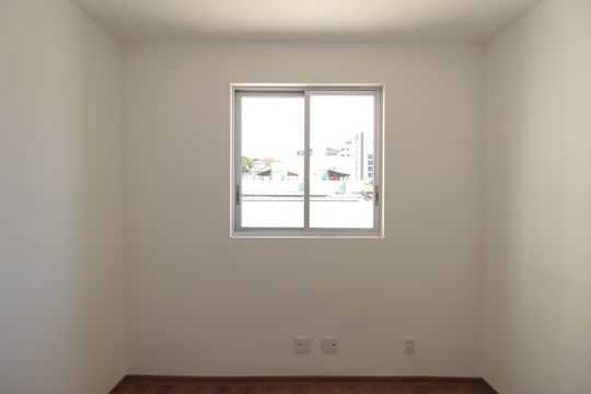 Quarto de apartamento para alugar com 2 quartos, 68m² em Serrano, Belo Horizonte