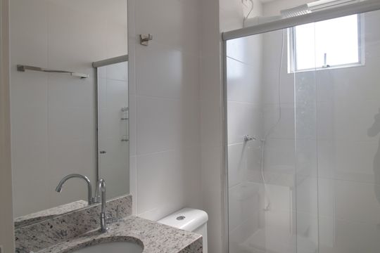 Banheiro de apartamento para alugar com 2 quartos, 68m² em Serrano, Belo Horizonte