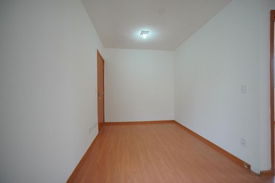 Sala de apartamento para alugar com 2 quartos, 60m² em Caminho Novo, Palhoça
