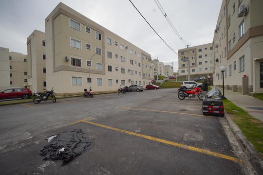 Garagem de apartamento para alugar com 2 quartos, 60m² em Caminho Novo, Palhoça