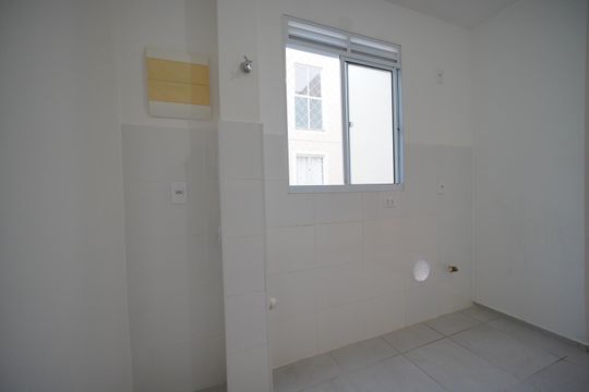 Cozinha de apartamento para alugar com 2 quartos, 60m² em Caminho Novo, Palhoça
