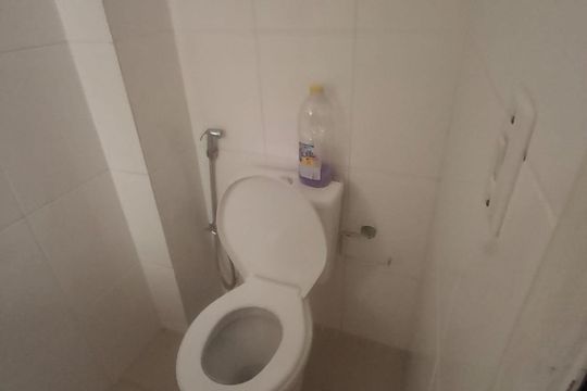 Banheiro de kitnet/studio para alugar com 1 quarto, 21m² em Brás, São Paulo