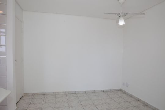 Sala de apartamento para alugar com 1 quarto, 40m² em Pompeia, São Paulo