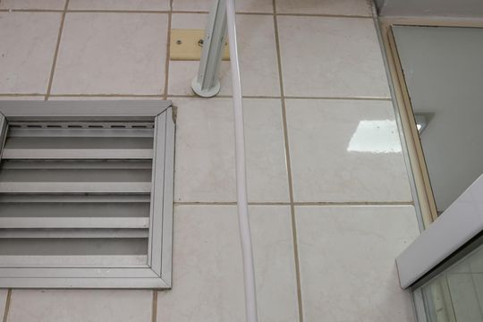 Banheiro de apartamento para alugar com 1 quarto, 40m² em Pompeia, São Paulo