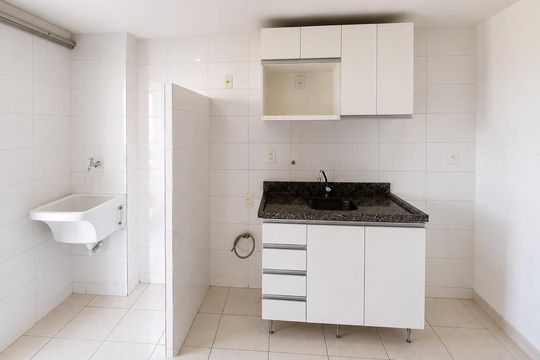 Área de serviço de apartamento para alugar com 3 quartos, 76m² em Jardim Atlantico, Goiânia