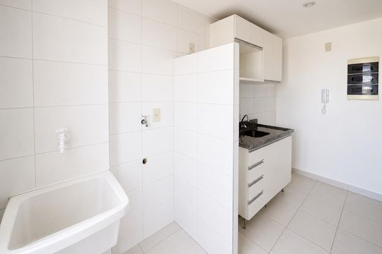 Área de serviço de apartamento para alugar com 3 quartos, 76m² em Jardim Atlantico, Goiânia