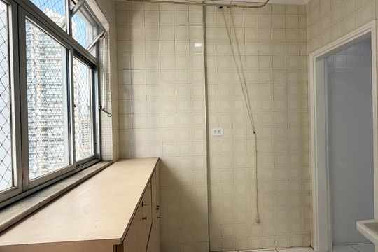 Área de Serviço de apartamento para alugar com 2 quartos, 90m² em Ponta da Praia, Santos