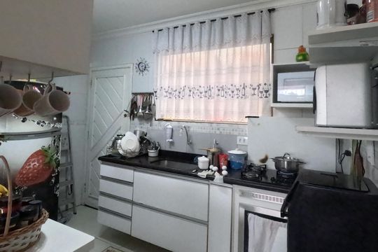 Cozinha Americana de casa para alugar com 3 quartos, 100m² em Macuco, Santos