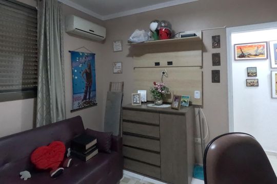 Quarto 2 de casa para alugar com 3 quartos, 100m² em Macuco, Santos
