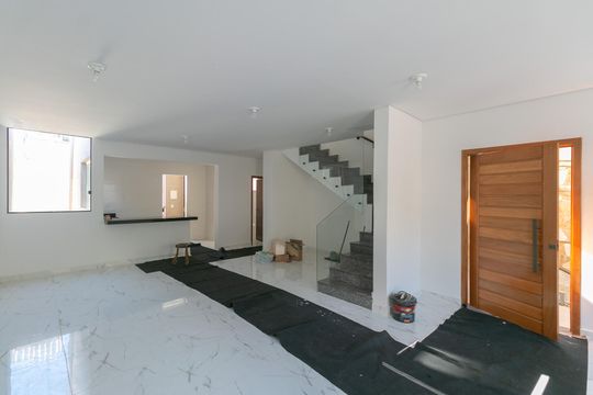 Casa à venda com 3 quartos, 167m² em Jaqueline, Belo Horizonte
