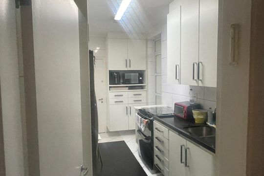 Cozinha de apartamento para alugar com 3 quartos, 140m² em Pinheiros, São Paulo